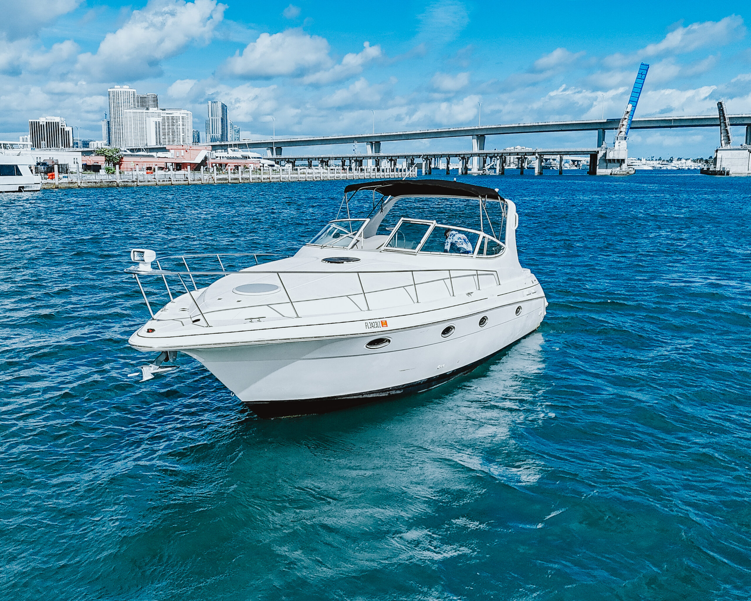 Express Cruiser Exterior